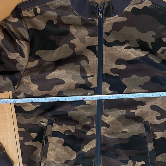 Camouflage track jacket - Picture 5 of 7